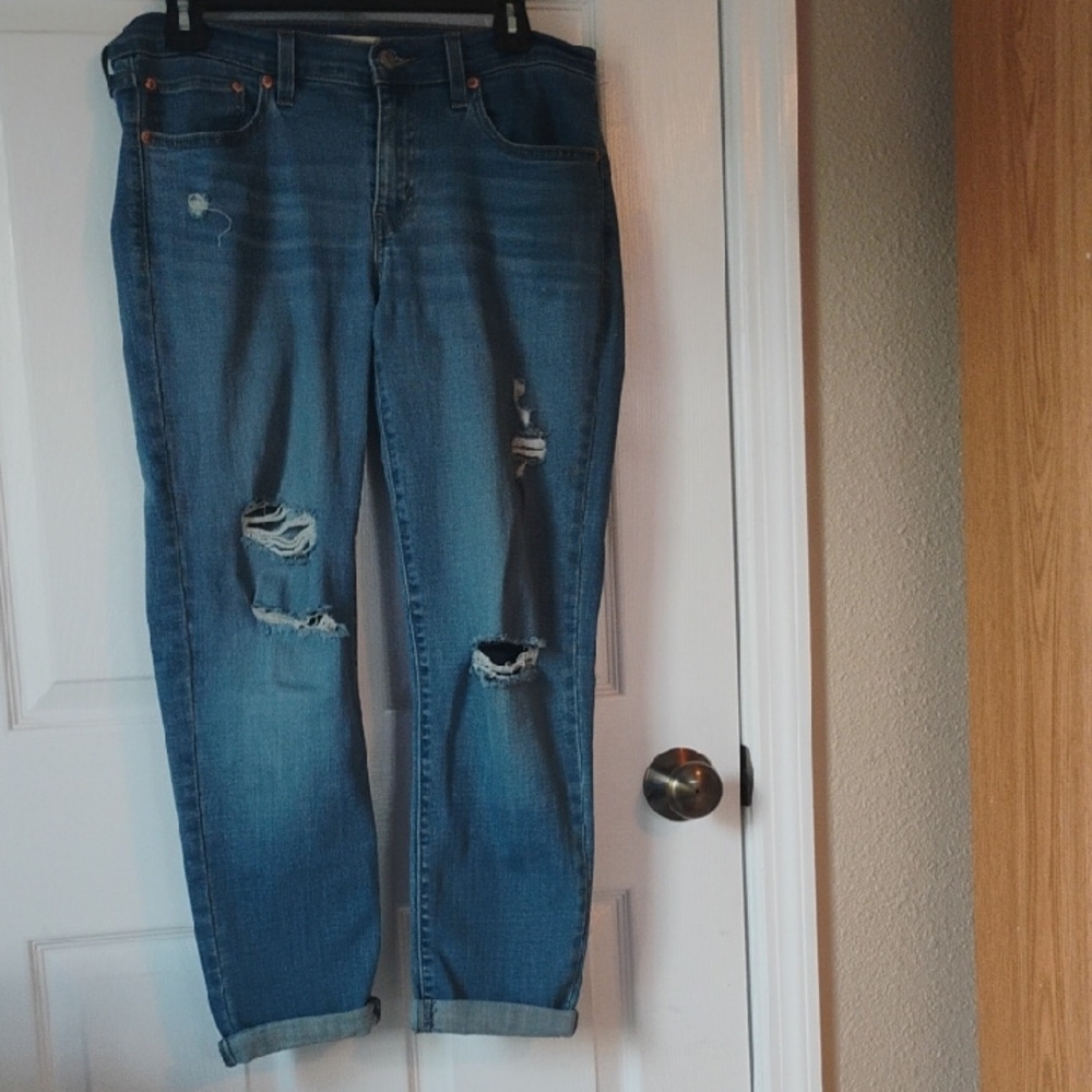 Levi Strauss Boyfriend Cuffed Jean Size 27